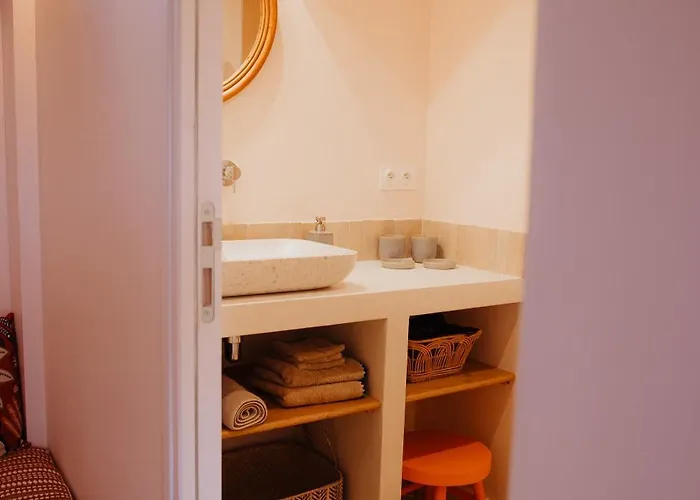 招待所 Maison Arcades 2 3*